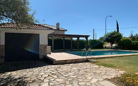 Chalet Con Piscina Privada Cerca De Madrid